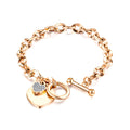 Pulsera Max Links con corazón tachonado